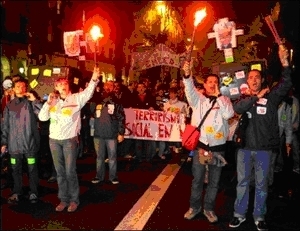 バルセロナの日産工場での抗議