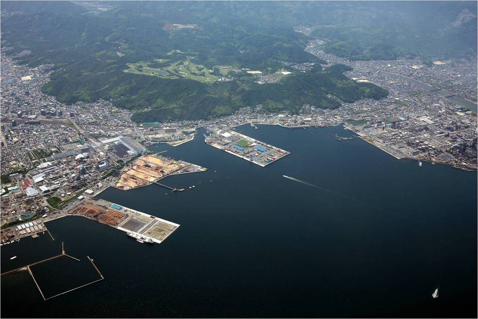 image1:port of iwakuni