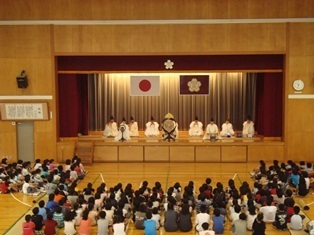山口県神社雅楽会の演奏の画像1