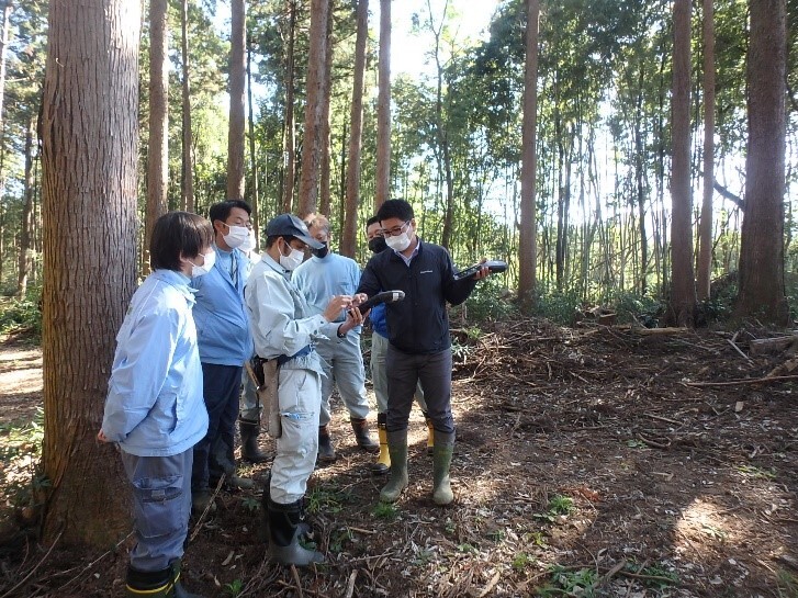 GNSS計測機器による実測の画像