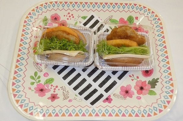【昨年度の最優秀賞】「柿と魚南蛮のサンドイッチ」の画像