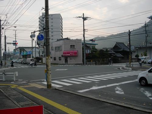 歩車分離式信号（山口市日赤入口交差点）の画像