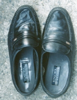 黒色短靴の画像