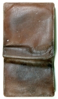 茶色二つ折り財布の画像
