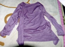 紫色長袖シャツの画像