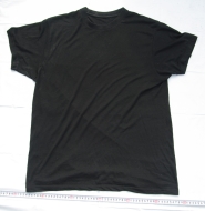 黒色半袖Tシャツの画像