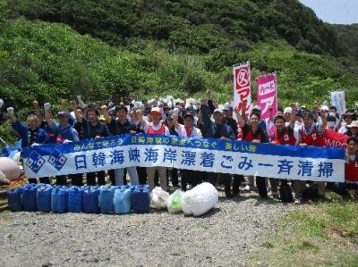 長門市大浦海岸での清掃活動写真（R5）