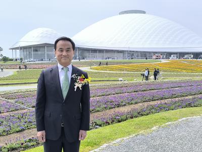 きららフラワーガーデンオープン時知事写真