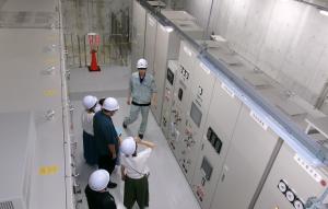 平瀬発電所配電盤室見学