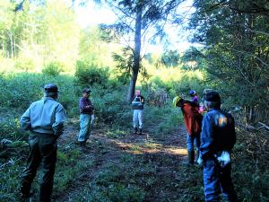 安全作業の徹底を指導中