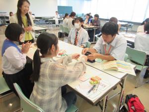 お互いにメッセージ交換