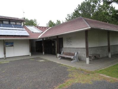 山口きらら博記念公園 休憩棟B