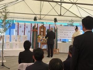 東ソー株式会社「第2発電所バイオマス発電設備」建設工事完工式に出席する柳居議長