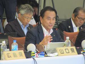 全国知事会議に出席する村岡知事の写真