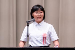 発表者とよしまかなさんの写真