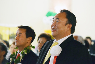村岡知事、吉本会長　Governor Muraoka and President Yoshimoto