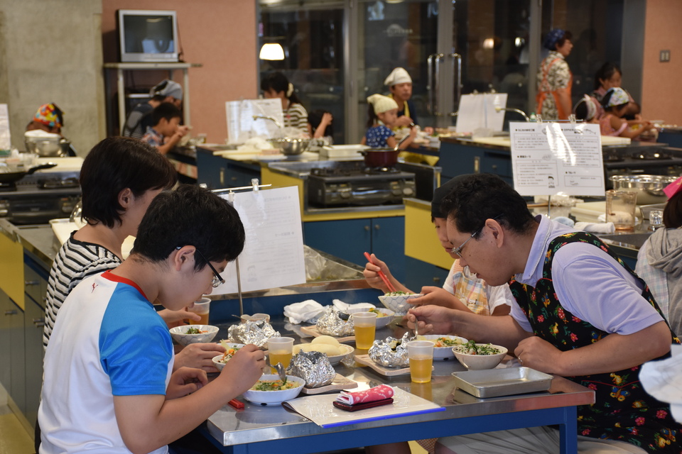 試食会