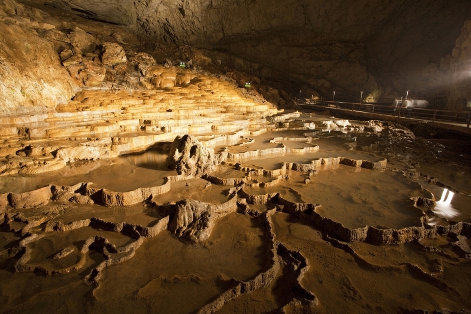 Akiyoshido Cave