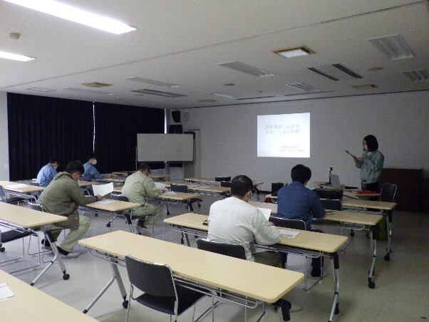 座学風景の画像