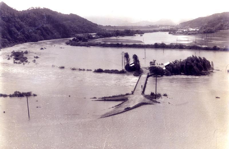 下関市大字吉田（貞恒川合流点）付近　昭和39年6月25～28日洪水の画像