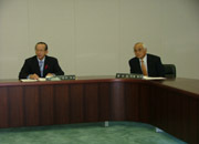 選任された田中会長(左)、西嶋副会長(右)