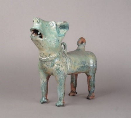 《緑釉犬》中国・後漢時代 (1から3世紀）当館蔵の写真
